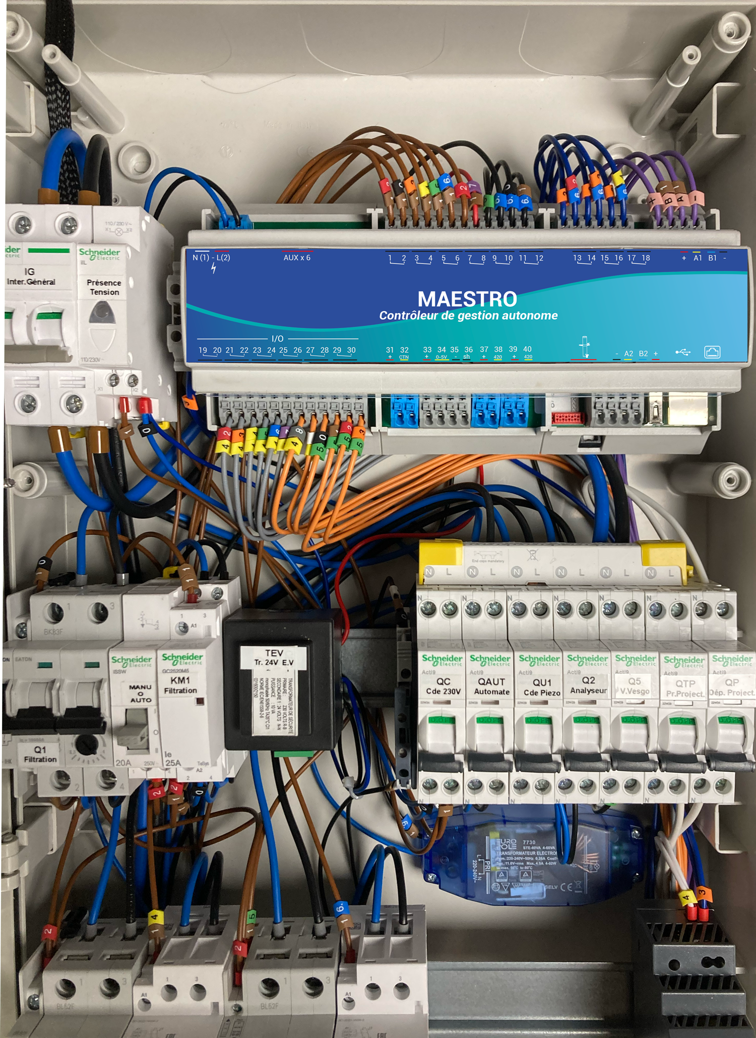 Coffret électrique Piscine, module innovant pour connexion sans fil optimale